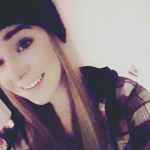 Meet your Posher, Marissa